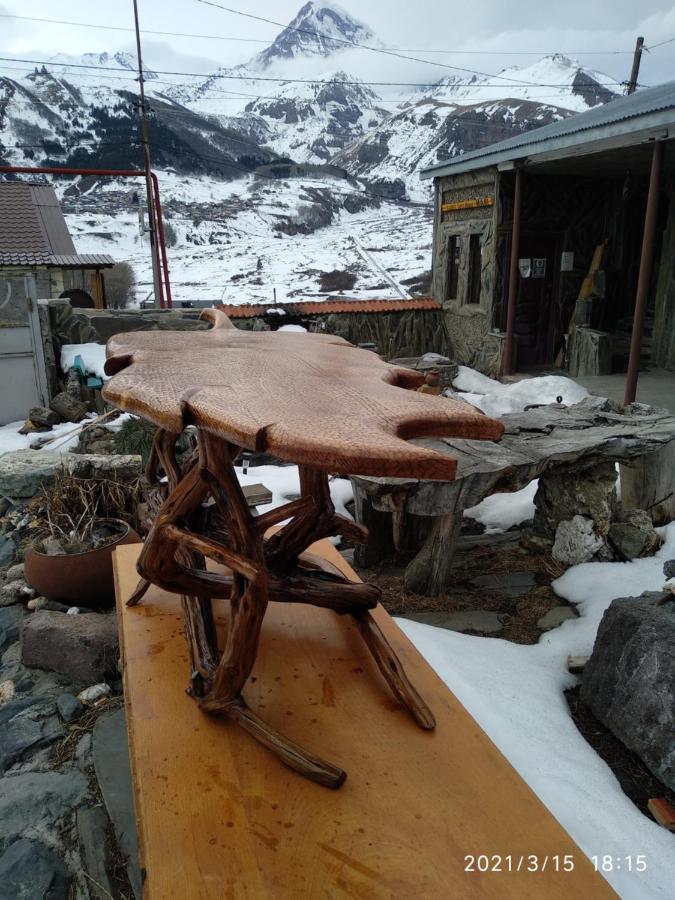 Qusha Guesthouse Meeting In The Mountains And Views 卡兹贝吉 外观 照片